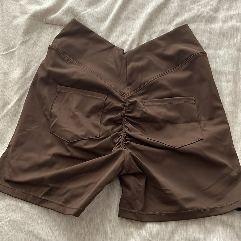DIOSA FIT SHORTS - Picture 2 of 3